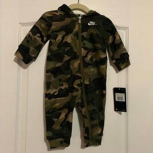 Camouflage, onesie. Size 6 months.
